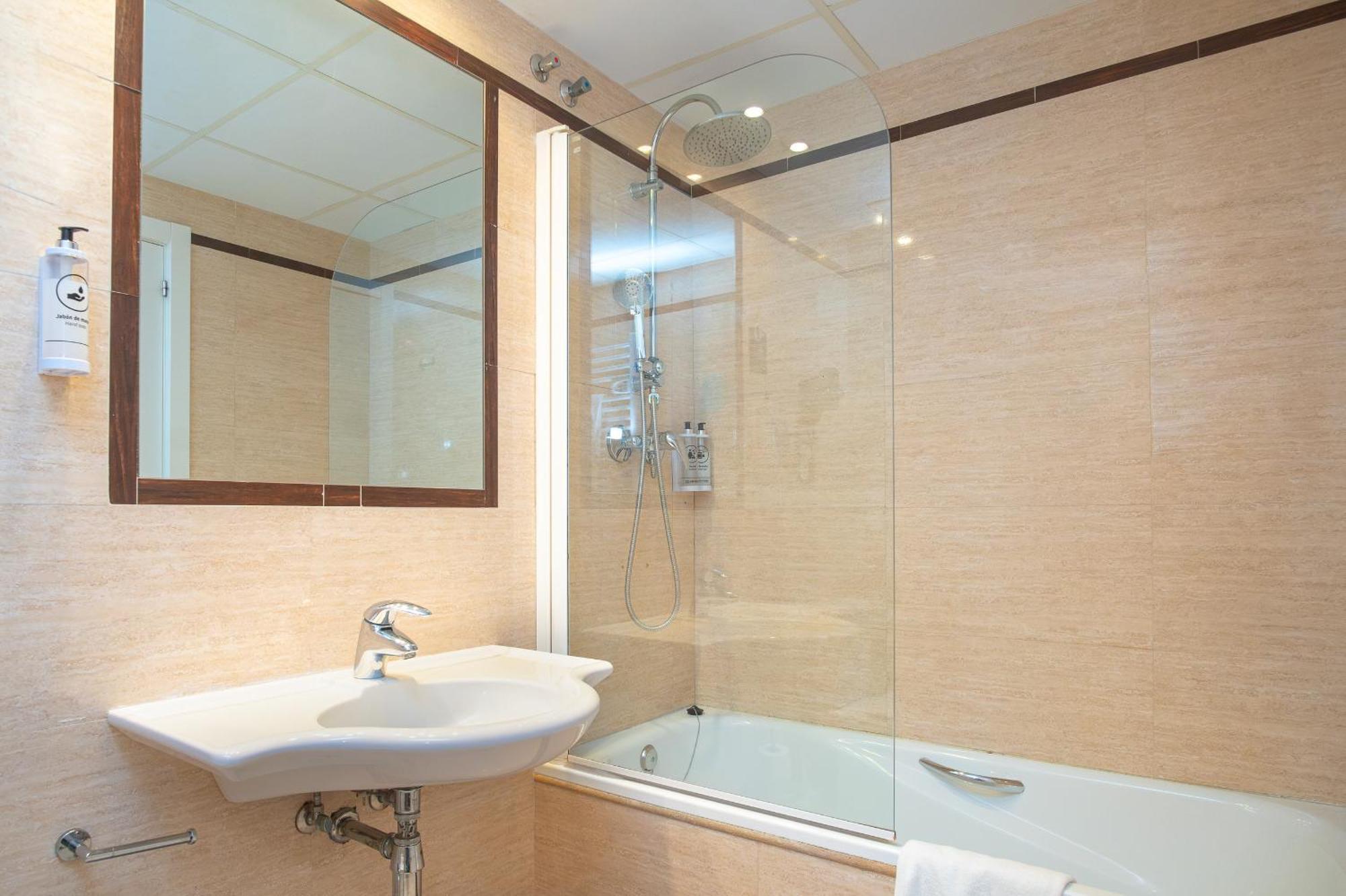Vtz Hotel El Principe Saragossa Zewnętrze zdjęcie